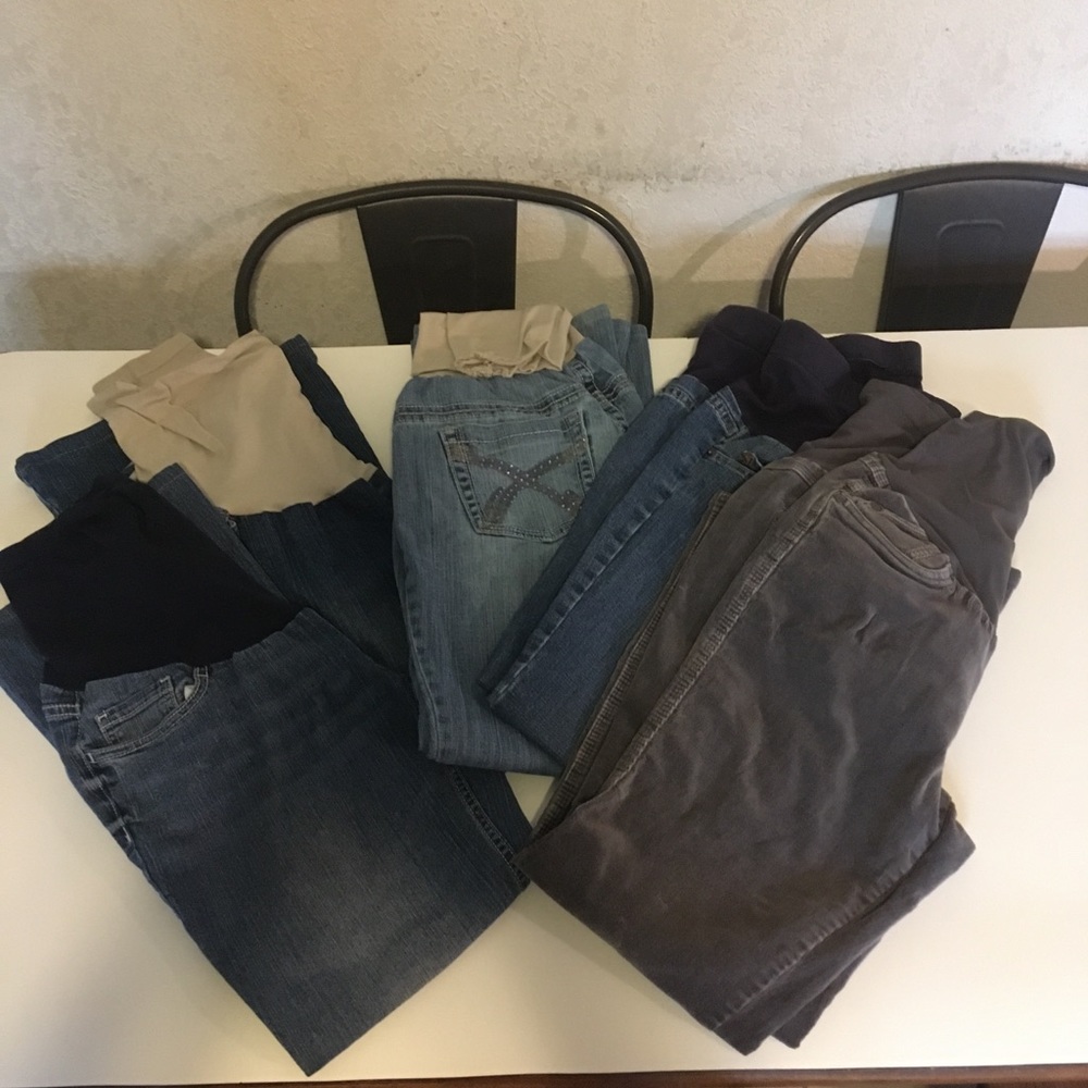 Maternity clothes bundle.